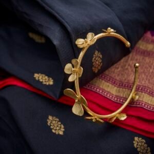 Bracelet studded flower