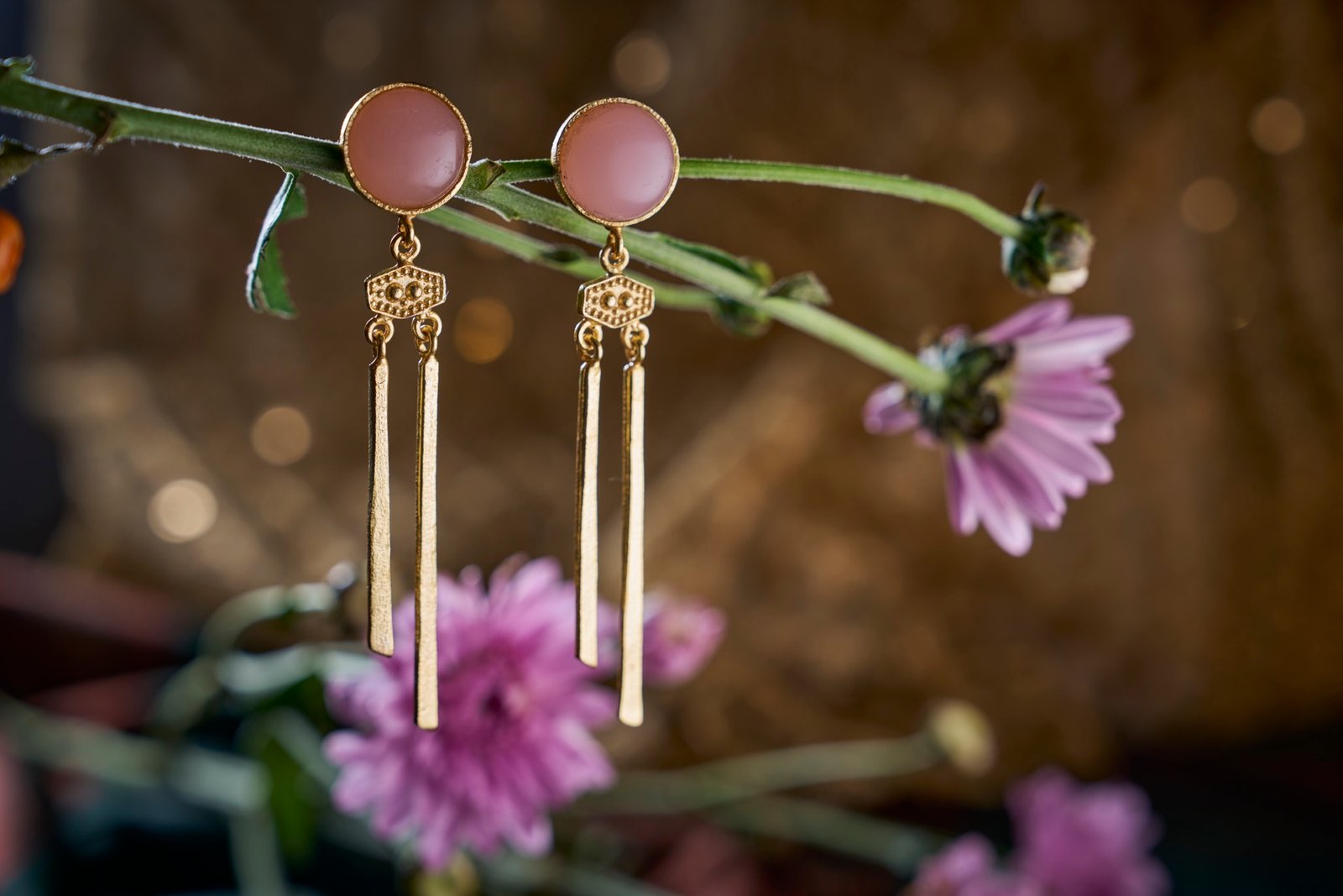 Earrings peach stone two sticks