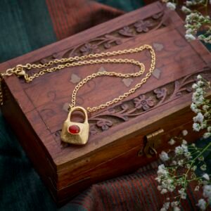 Necklace lock pendent