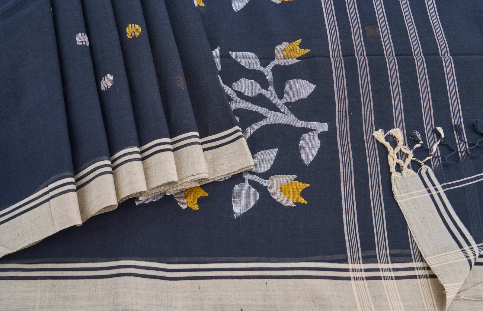 Cotton Handloom Black Jamdani - Image 2