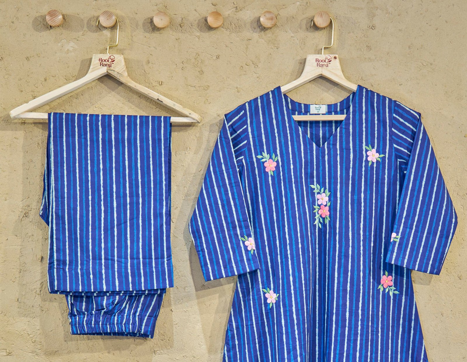 Kurti Set Blue Leheria Stripe With Floral Embroidery - Image 3