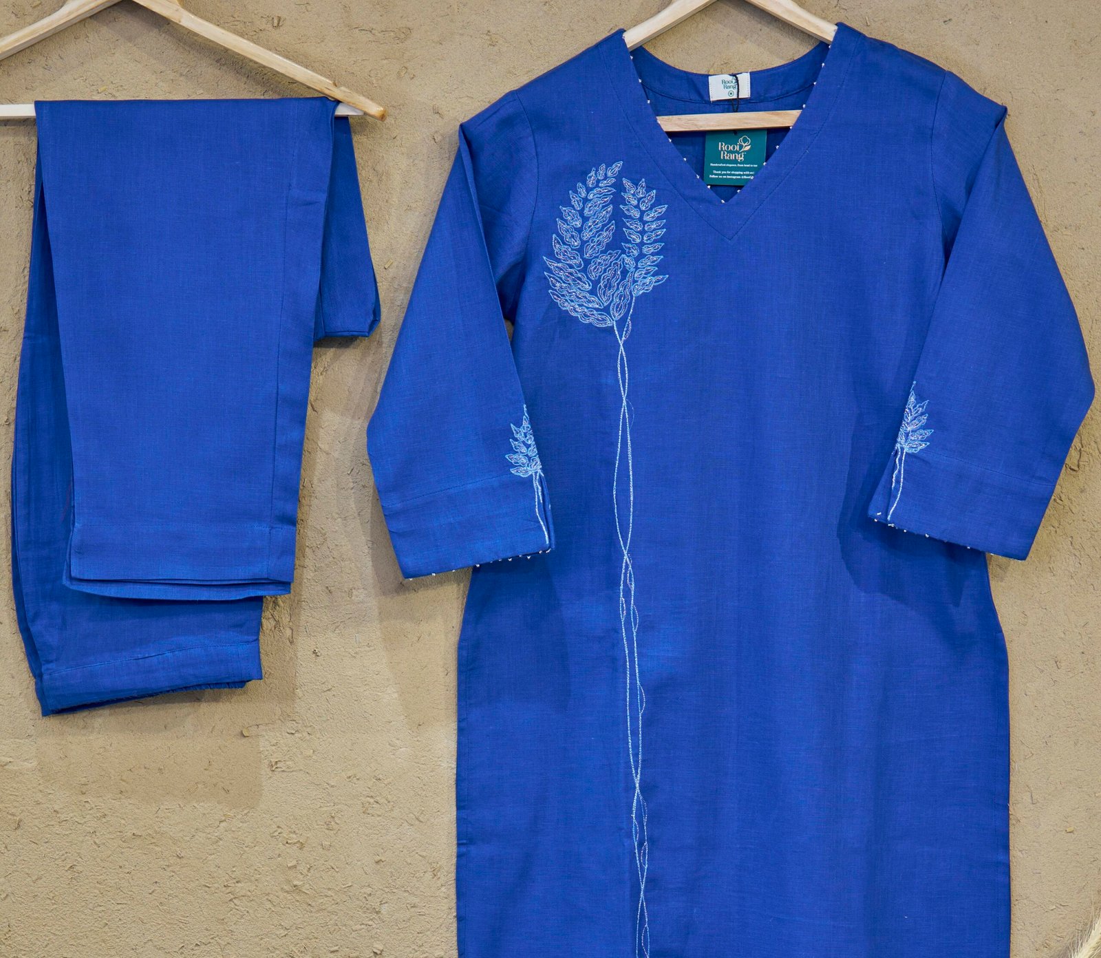 Kurti Set Blue Silver Leaf Embroidery - Image 2