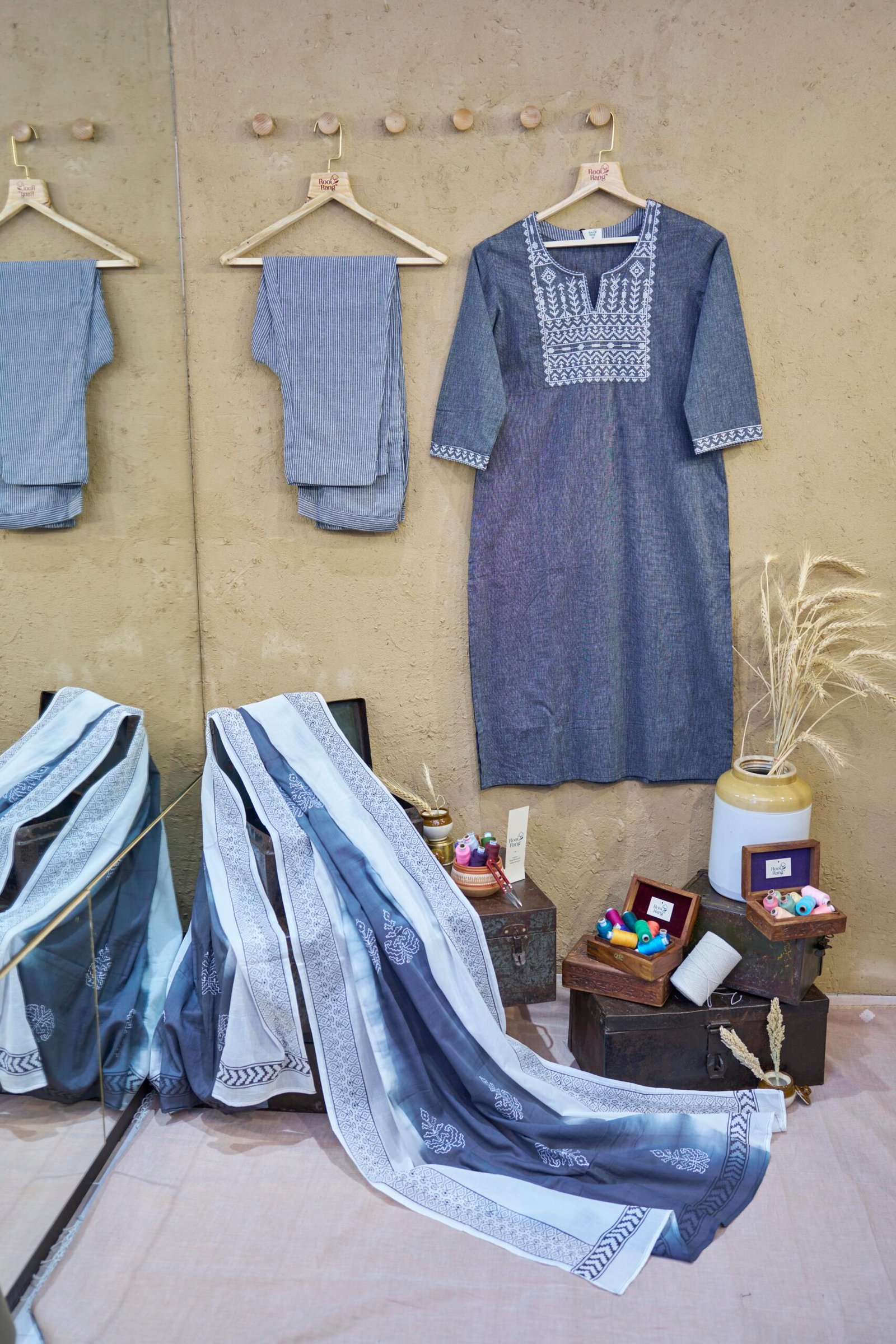 Suit set with dupatta grey white embroidery